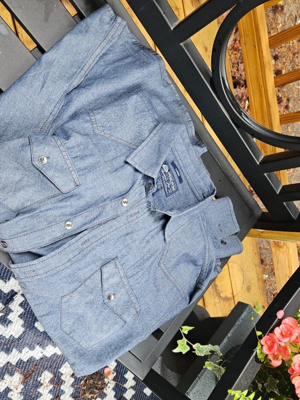 NEW American Rag Cie Men's Long Sleeved blackwashed chambray NWOT